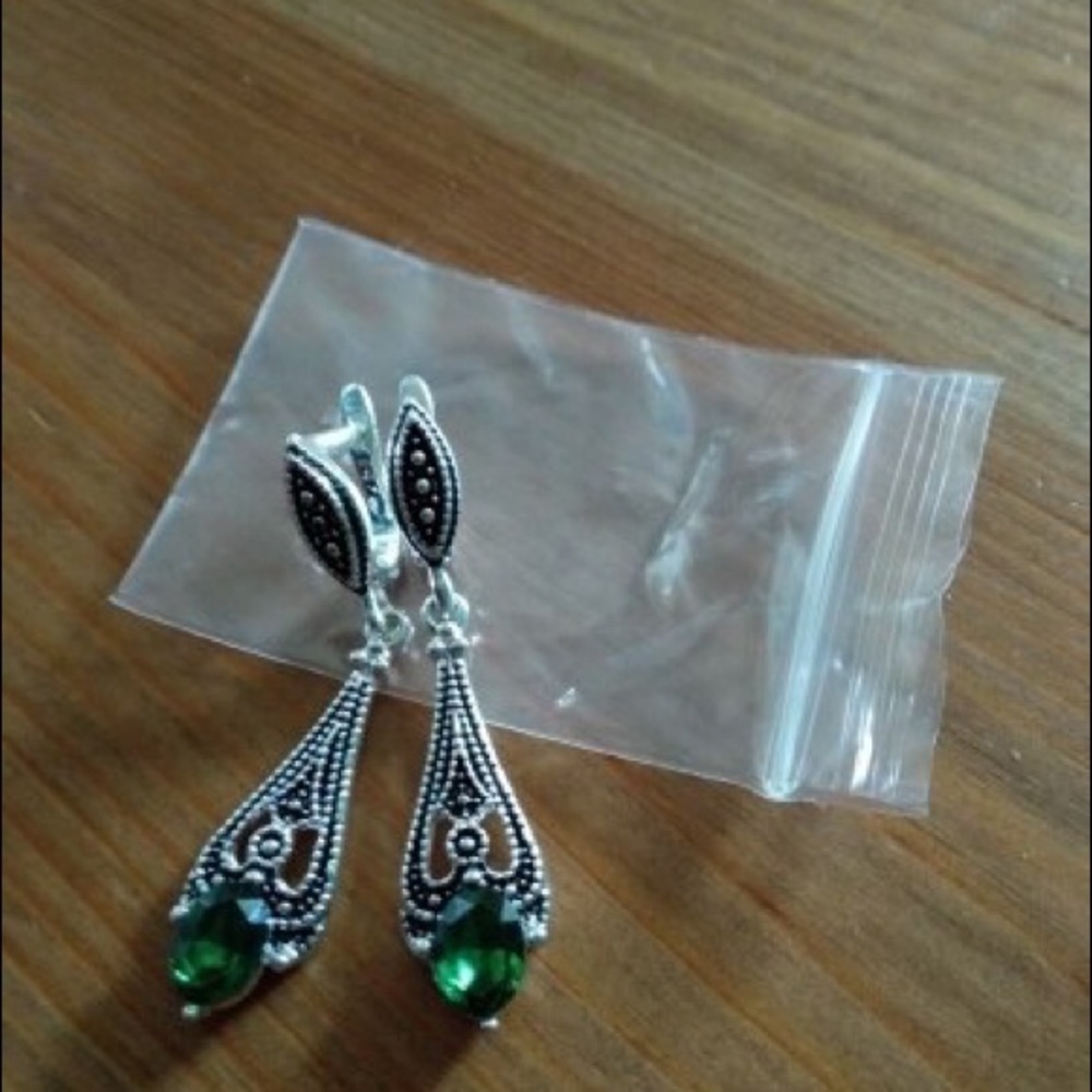 Water drop earring